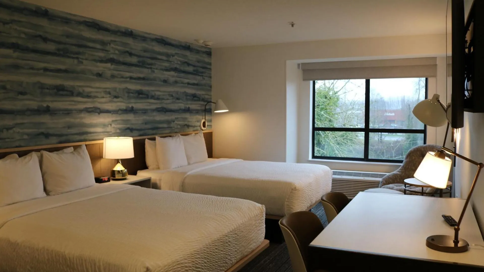 Clarion Hotel Portland International Airport