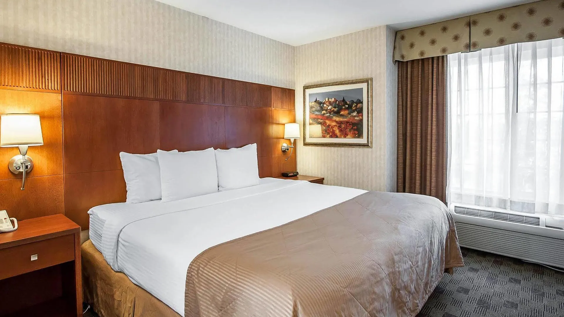 Clarion Hotel Portland International Airport