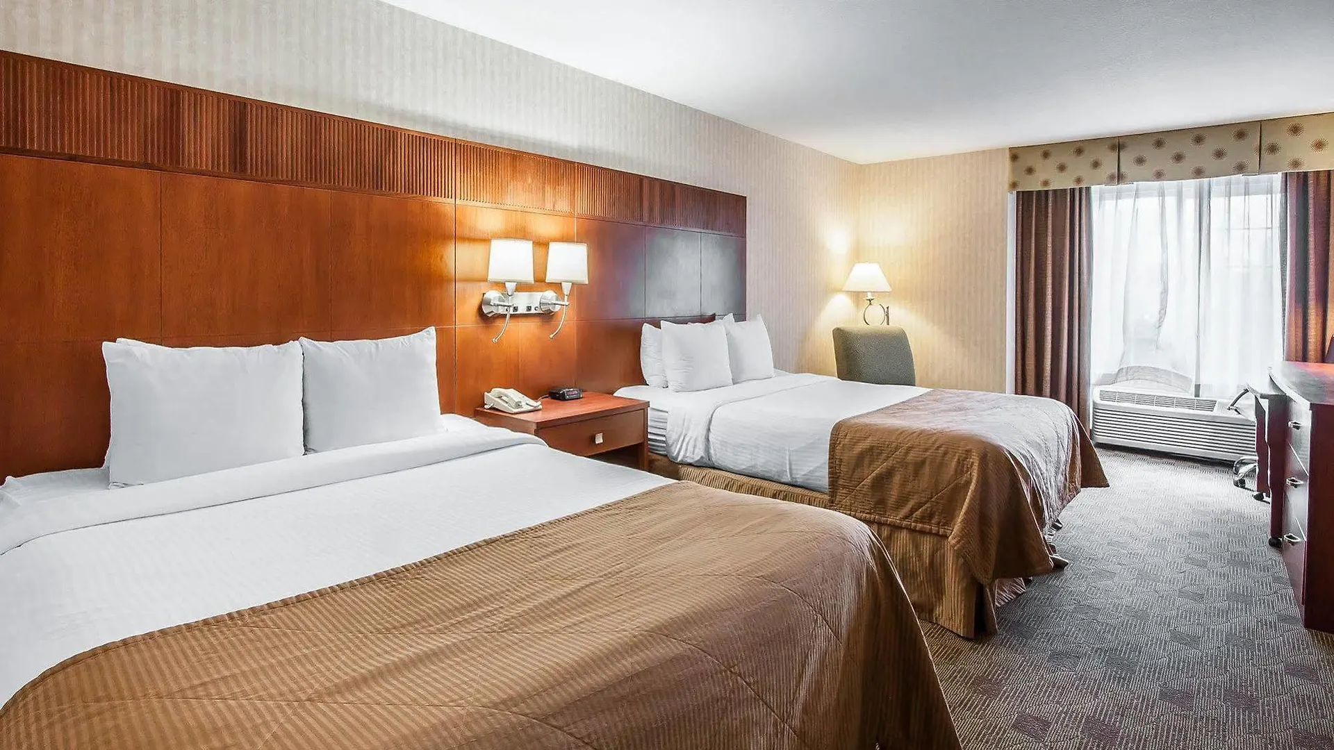 Clarion Hotel Portland International Airport