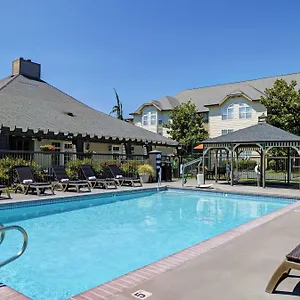 3* Отель Homewood By Hilton / Portland