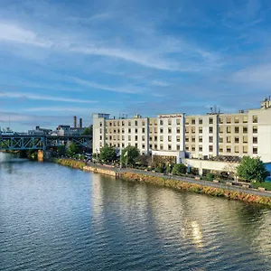 Hampton & Newark-harrison-riverwalk Estados Unidos