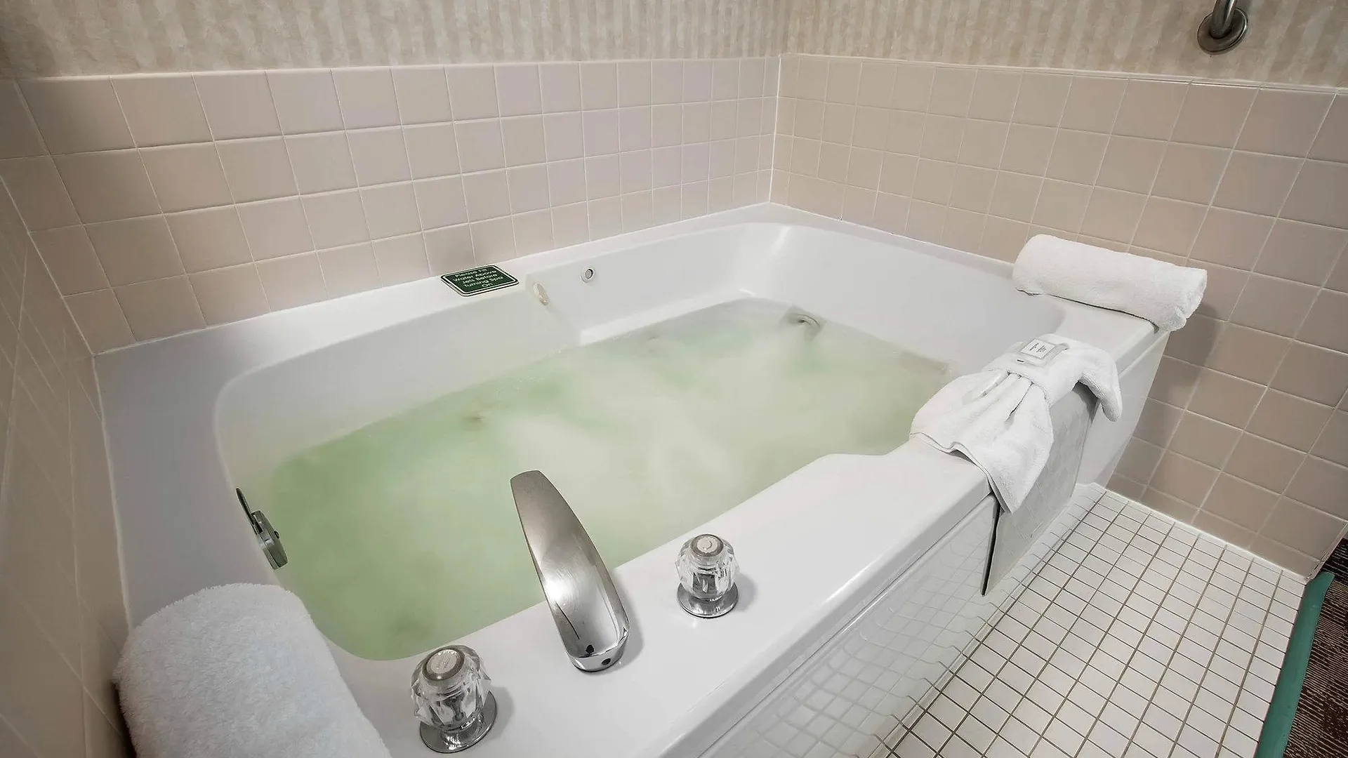 Clarion Hotel Portland International Airport 3*,  United States