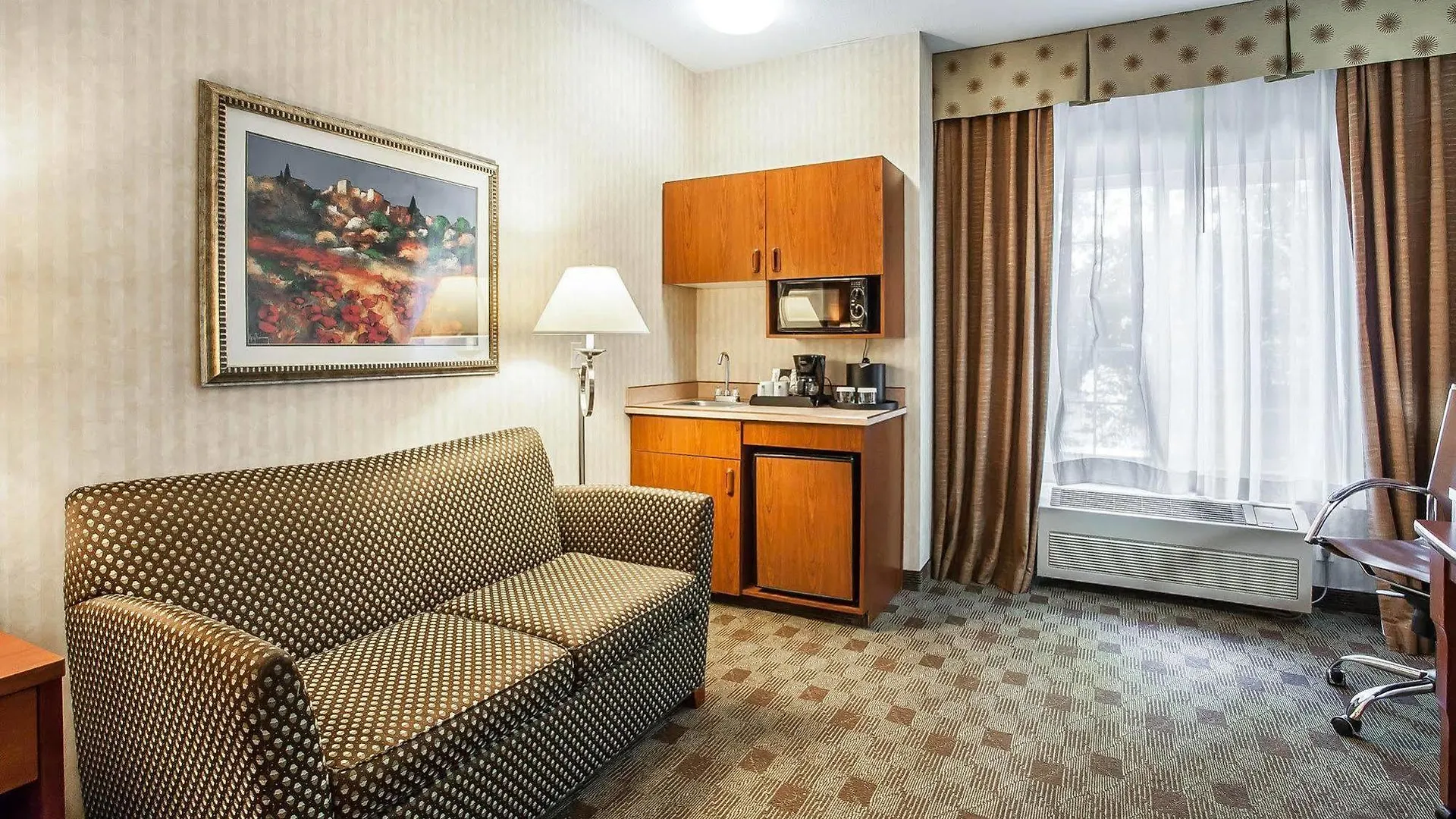 Clarion Hotel Portland International Airport 3*,