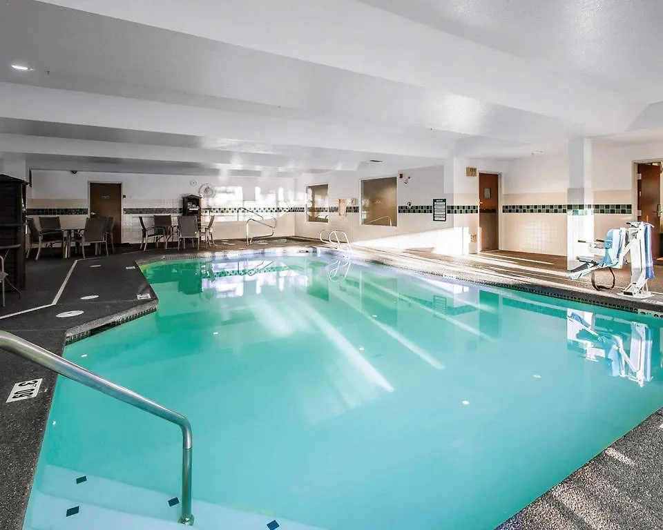 Clarion Hotel Portland International Airport