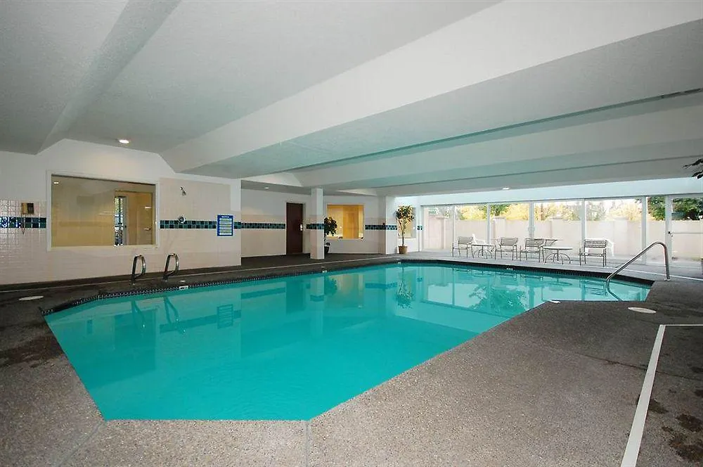 Clarion Hotel Portland International Airport
